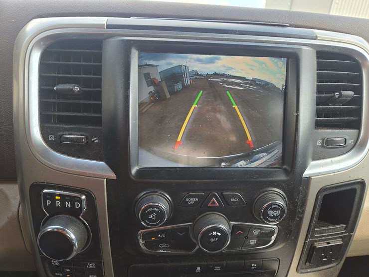 2013-ram-1500-slt-image-15