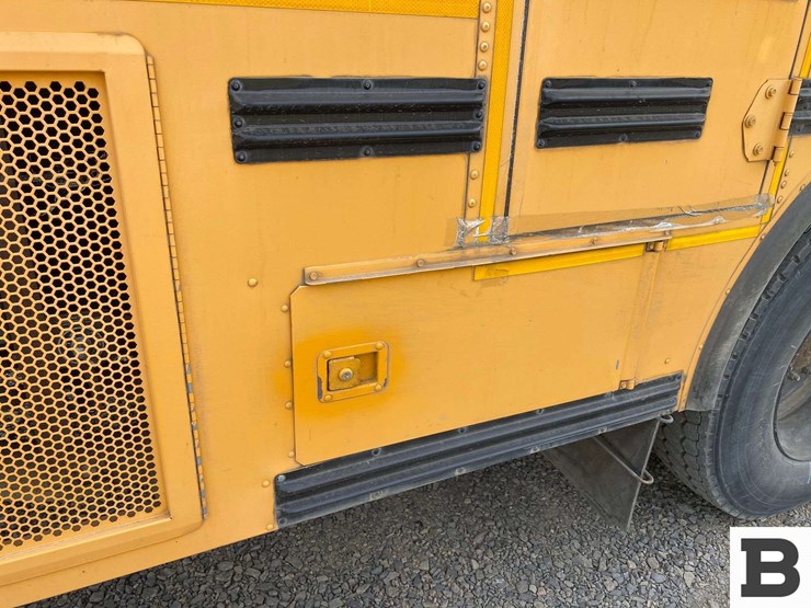 2006-bluebird-all-american-image-26