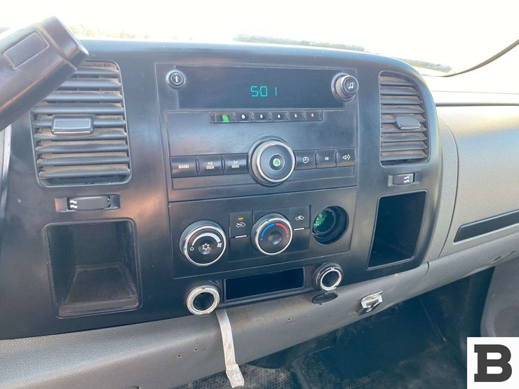 2008-chevrolet-silverado-1500-image-30