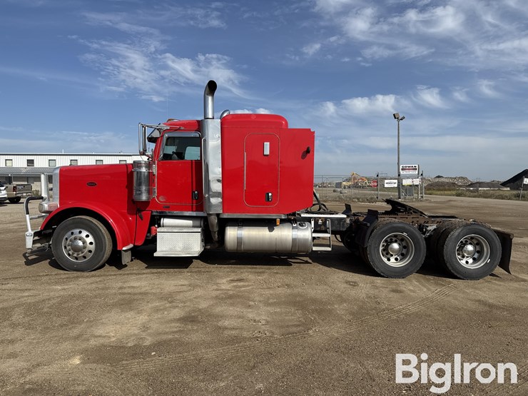 2011-peterbilt-388-image-8
