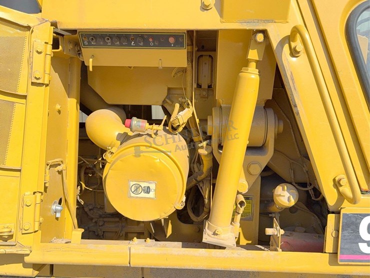 caterpillar-953b-image-27