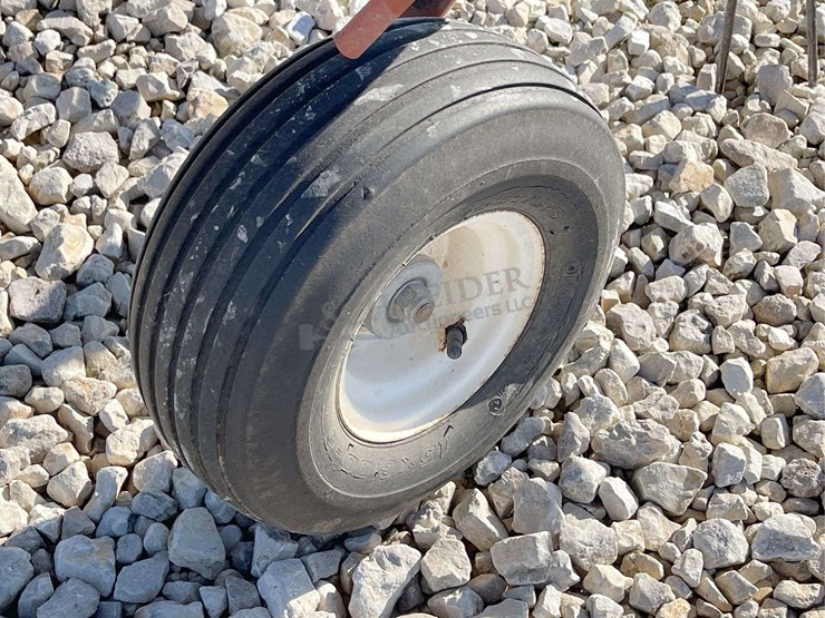 hesston-3717-image-15