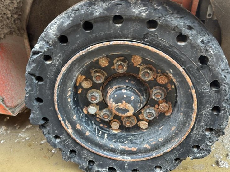 2002-toyota-7fgu35-image-23