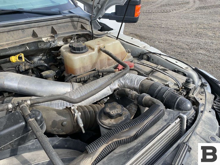 2015-ford-f350-image-32