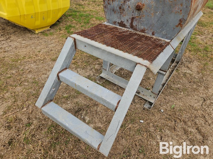 300-gallon-waste-oil-tank-w/stand-image-9