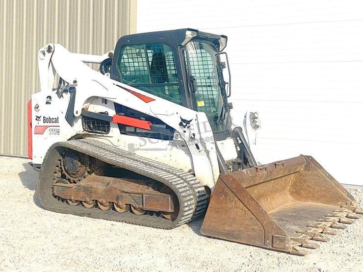 2019-bobcat-t770-image-1
