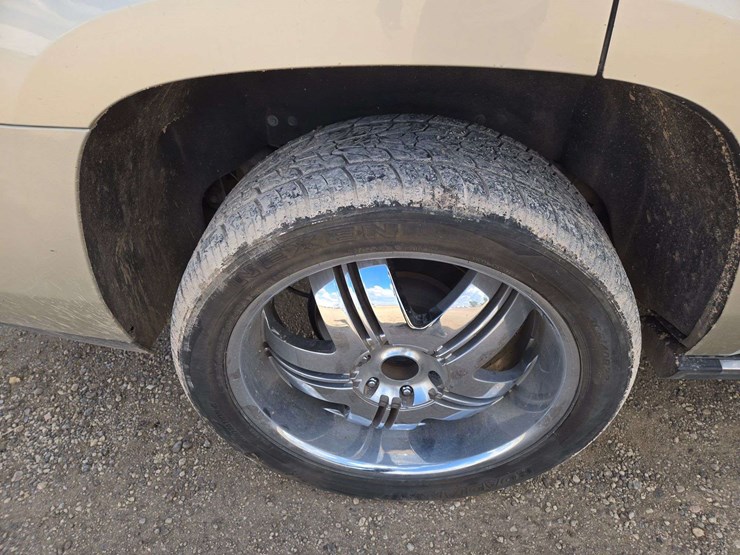 2015-gmc-yukon-denali-image-8