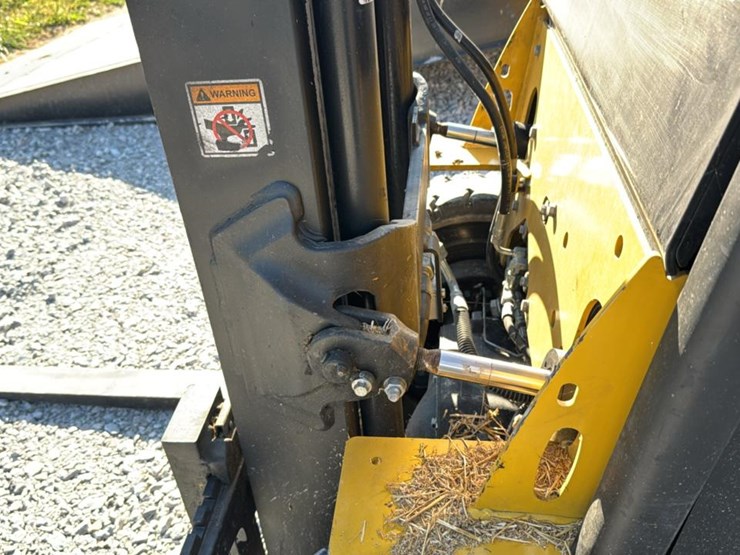 #1354-•-yale-forklift-image-35