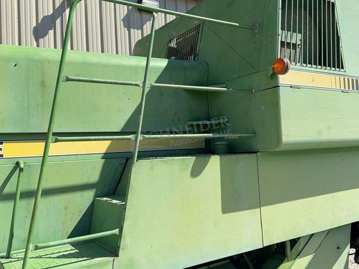 john-deere-4425-image-24
