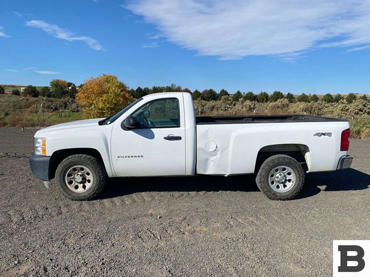 2012-chevrolet-silverado-1500-image-2