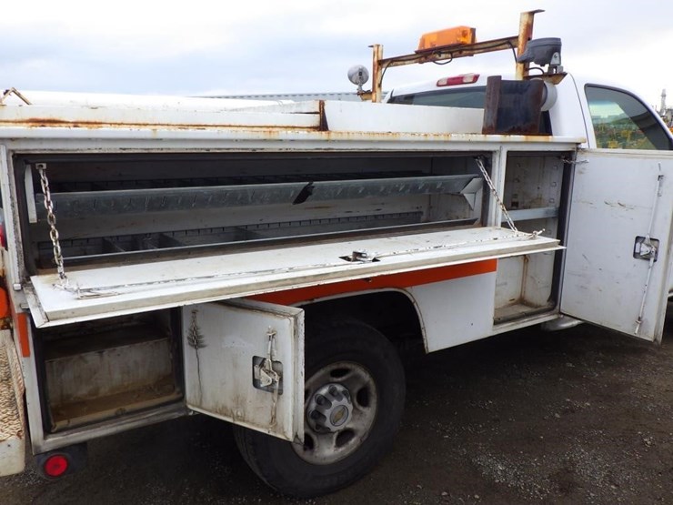 2003-chevrolet-2500hd-image-9