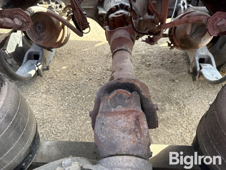 2011-peterbilt-388-image-20