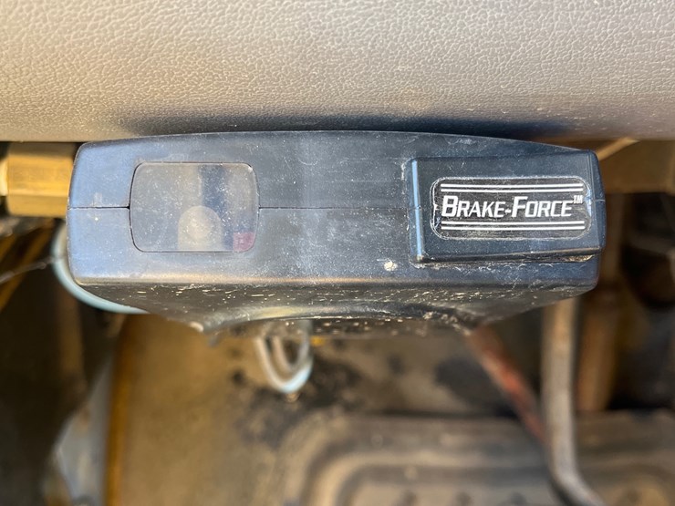 #107-•-1994-ford-33000-dump-truck-image-16