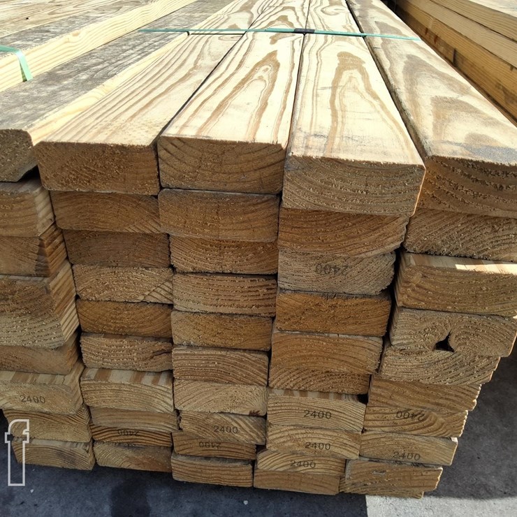 YELLOW PINE LUMBER 2X4X10 MSR