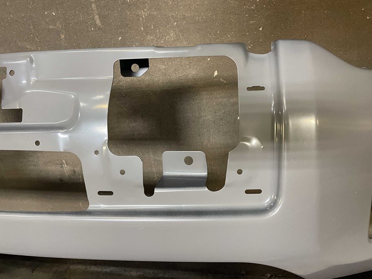 #8632-•-gm-2500hd-front-bumper-(prld)-image-3