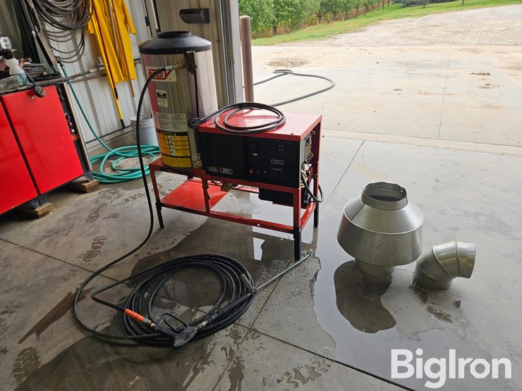 hotsy-1412ss-hot-water-pressure-washer-image-1