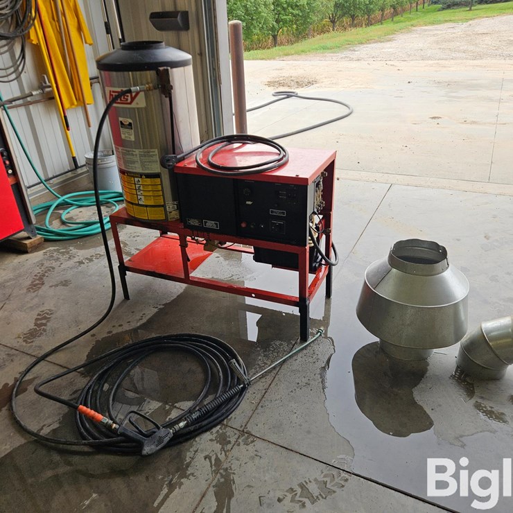 Hotsy 1412SS Hot Water Pressure Washer