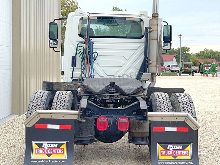 2007-international-durastar-4400-image-7