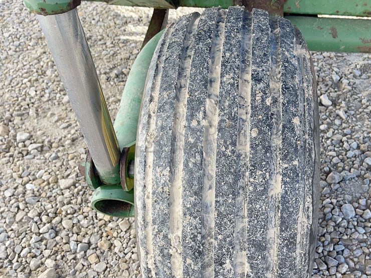 john-deere-1219-image-30