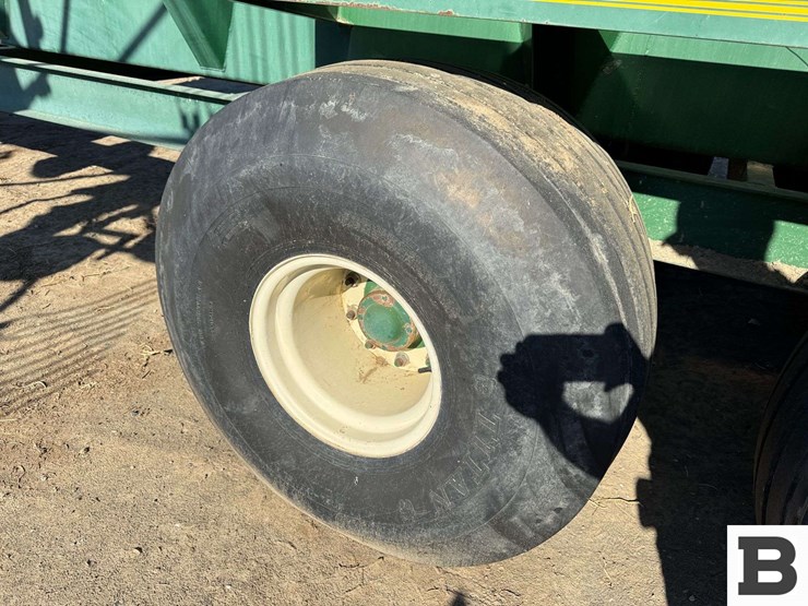 g&r-ag-products-compost-spreader-image-18