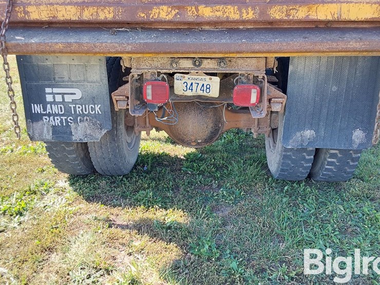 1997-ford-f800-image-20