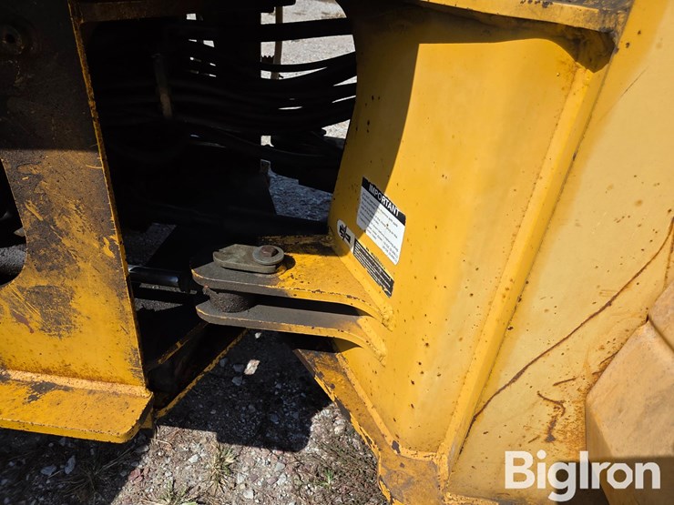 1997-deere-tc44h-image-13