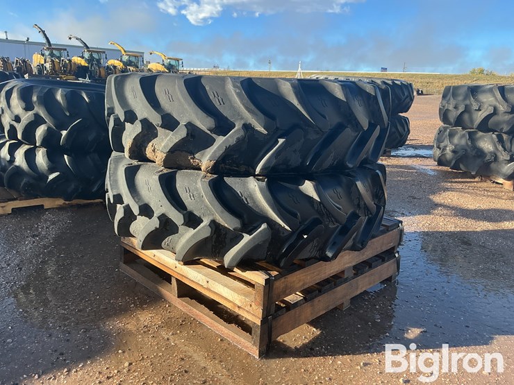 alliance-farm-pro-ii-380/85r30-tractor-tires-image-2