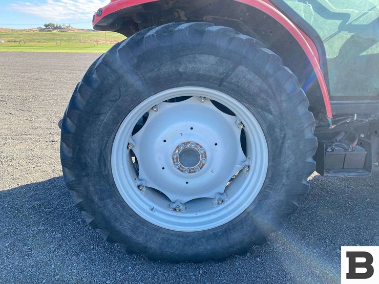2012-massey-ferguson-5475-image-47