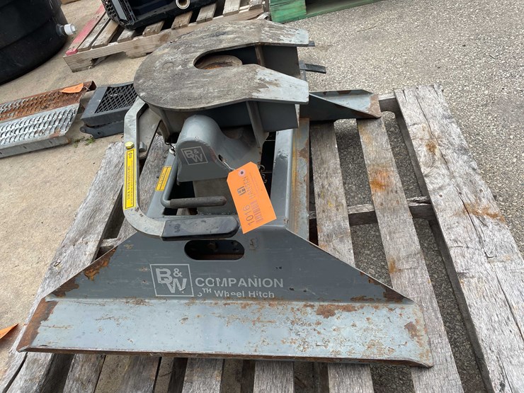 #8508-•-5th-wheel-hitch-(o3)-image-8