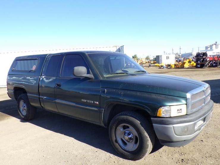 2001-dodge-ram-1500-image-2