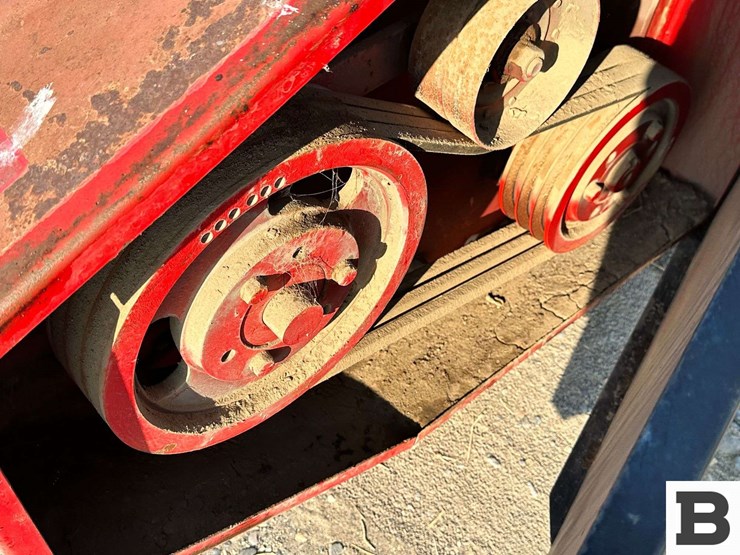 united-farm-tools-fb-150wh-topper-image-14