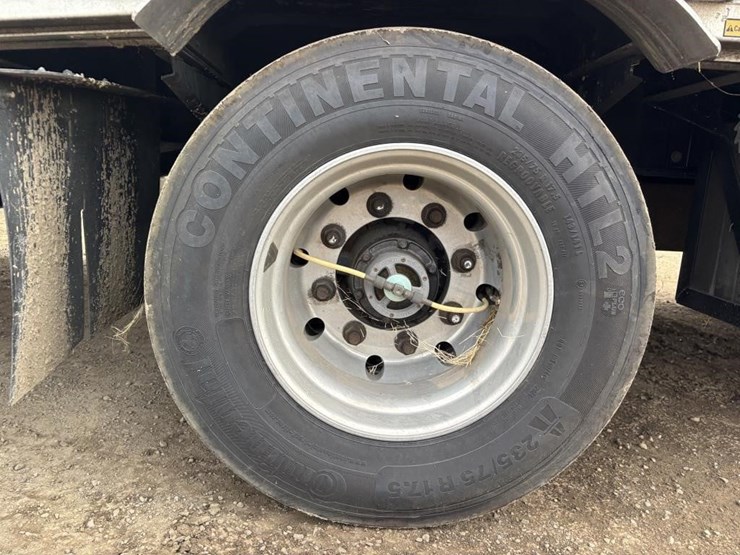 2022-doonan-drop-deck-image-23