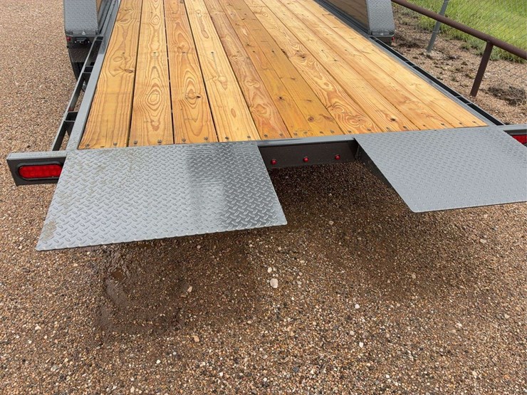 2025-delta-manufacturing,-inc.-20'-tilt-deck-flatbed-trailer-image-5