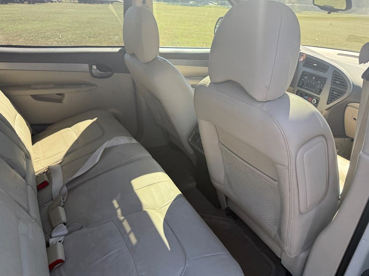 2005-buick-rendezvous-image-17