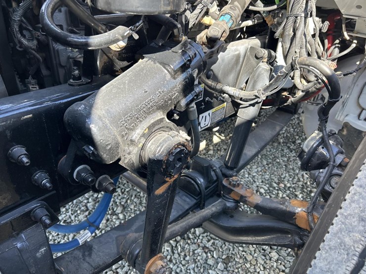 2017-peterbilt-337-image-76