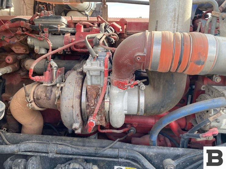 2013-kenworth-t800-image-52