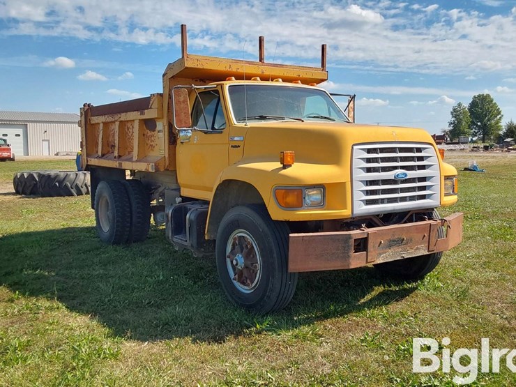 1997-ford-f800-image-3