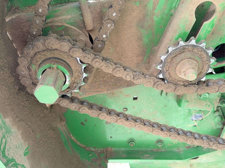 john-deere-458-image-33