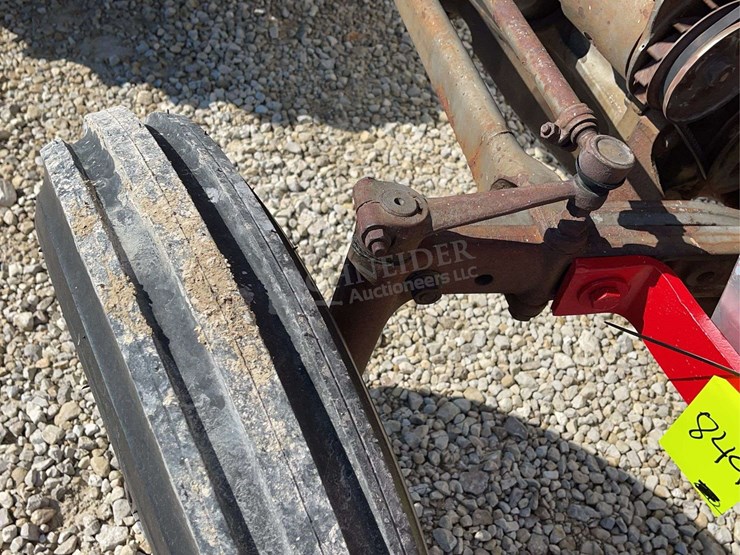 massey-ferguson-135-image-14