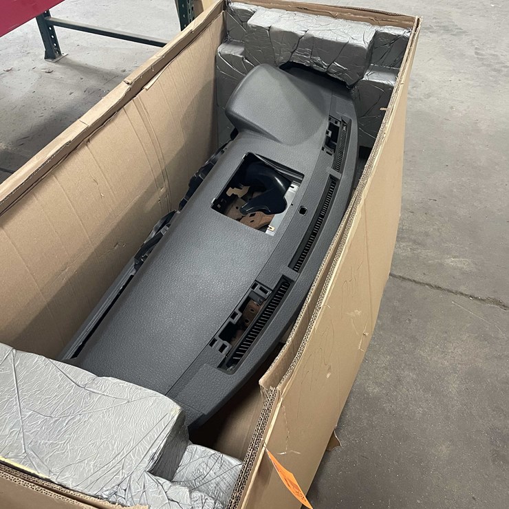 #8545 • Ford F Series Dash (PR20)