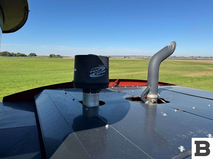 2015-new-holland-speedrower-260-image-64