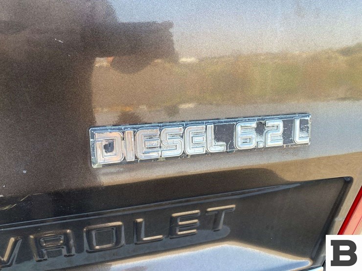 1985-chevrolet-c20-image-17