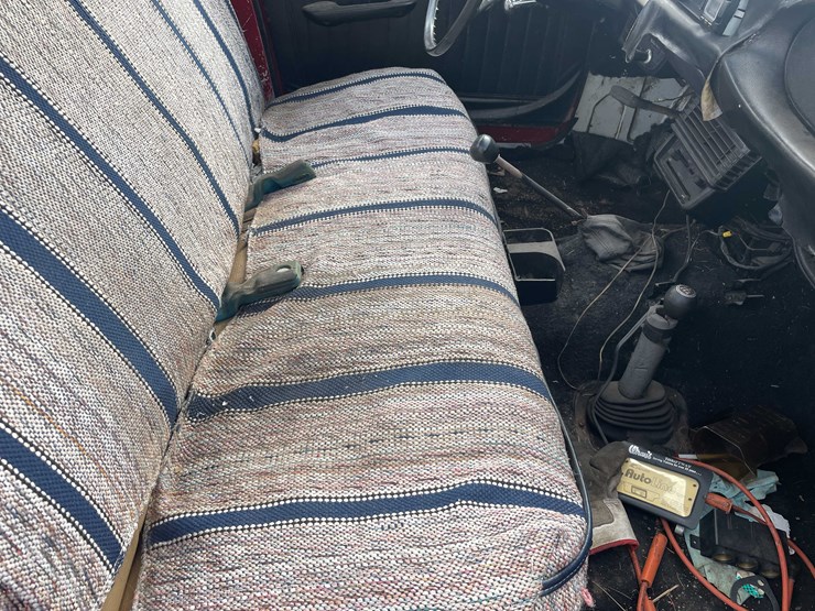 #1374-•-1976-chevrolet-luv-4x4-(has-wi-title)-(of)-image-114