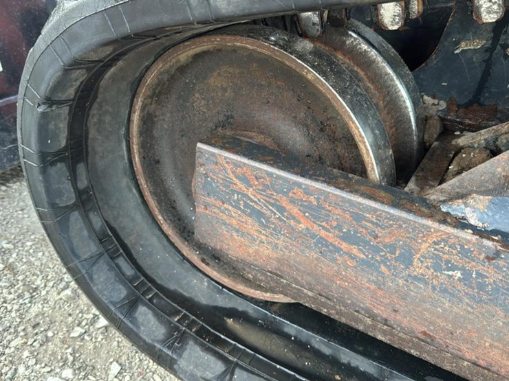 #1100-•-2018-kubota-svl95-2-skid-steer-image-13