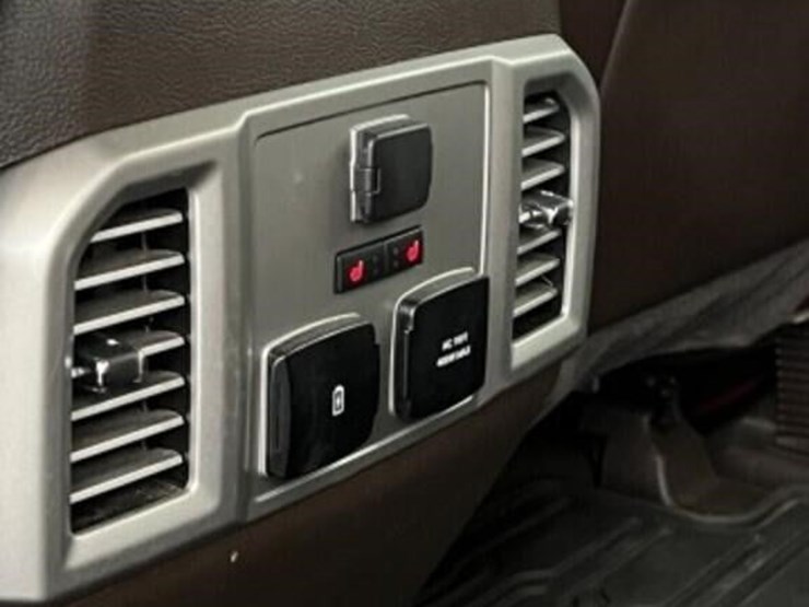 2021-ford-f250-king-ranch-image-8