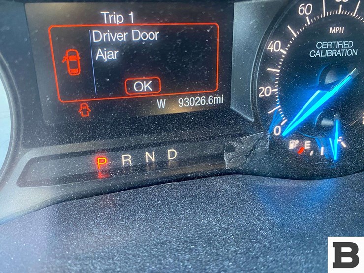 2018-ford-explorer-image-24