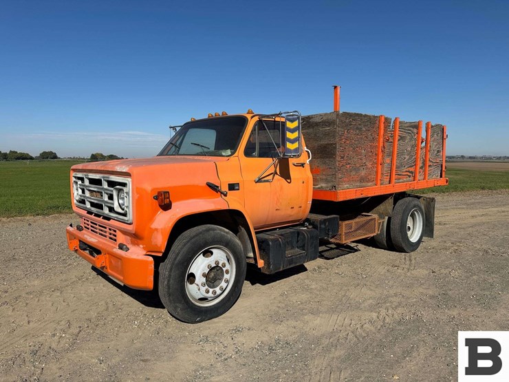 1988-gmc-7000-image-2