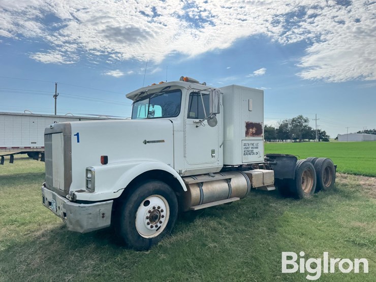 1992-international-9300-image-12