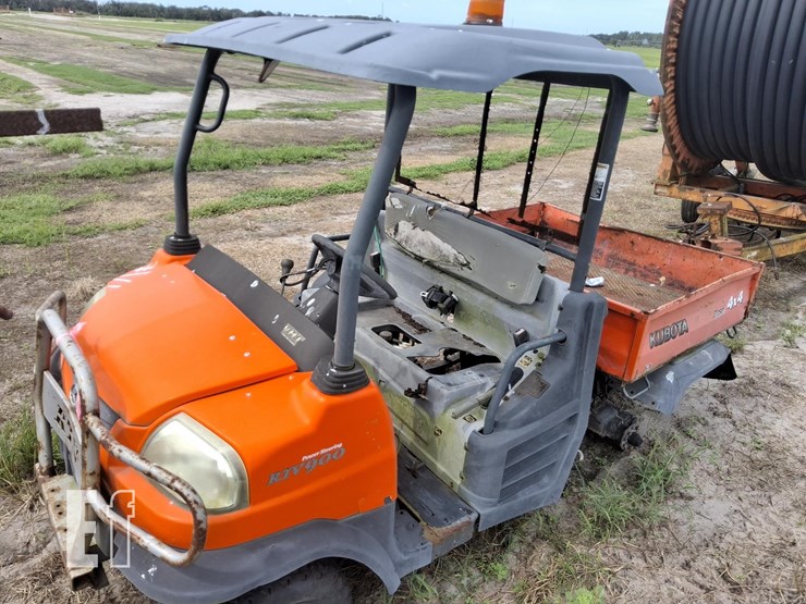 kubota-rtv900-image-3