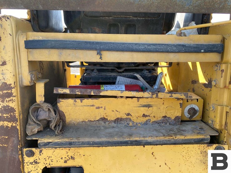 1997-caterpillar-d5c-image-36